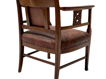 Jac. van den Bosch Arts & Crafts Club Chair for 't Binnenhuis Amsterdam, 1900s